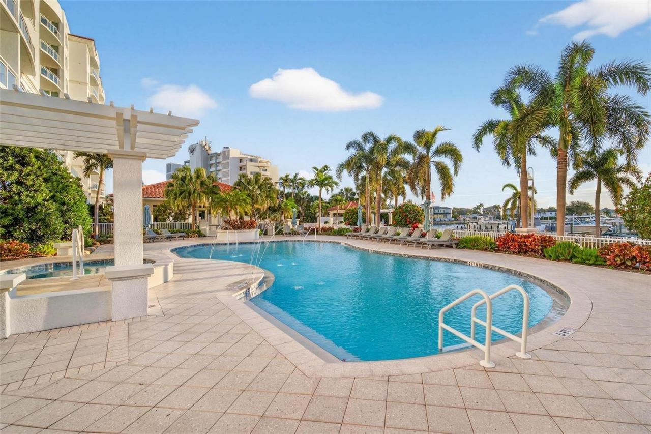 1325 Snell Isle Boulevard Ne, Unit 302, Saint Petersburg, FL 33704 Photo
