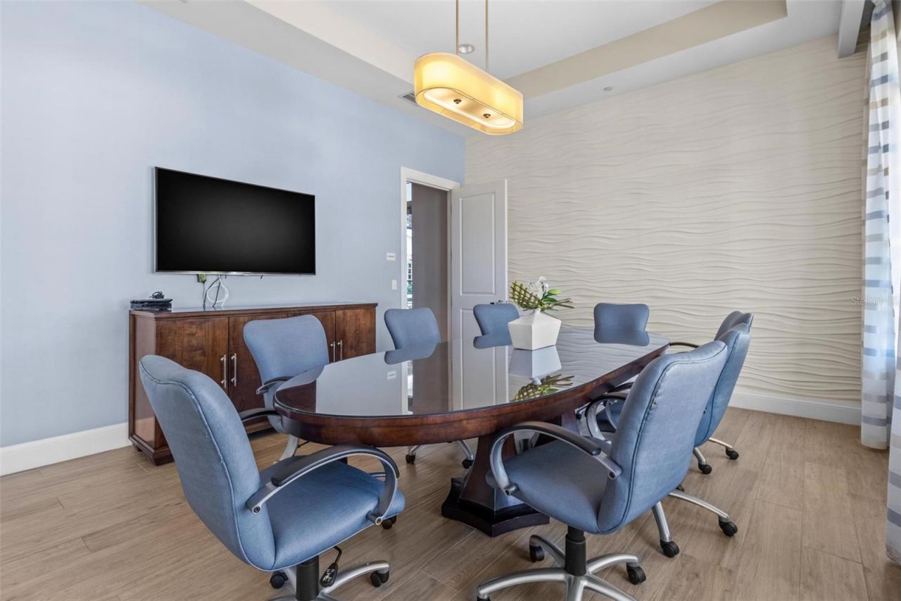 1325 Snell Isle Boulevard Ne, Unit 302, Saint Petersburg, FL 33704 Photo