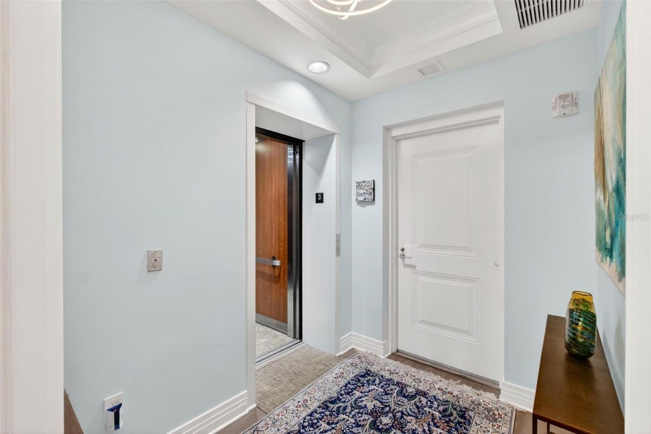 1325 Snell Isle Boulevard Ne, Unit 302, Saint Petersburg, FL 33704 Photo