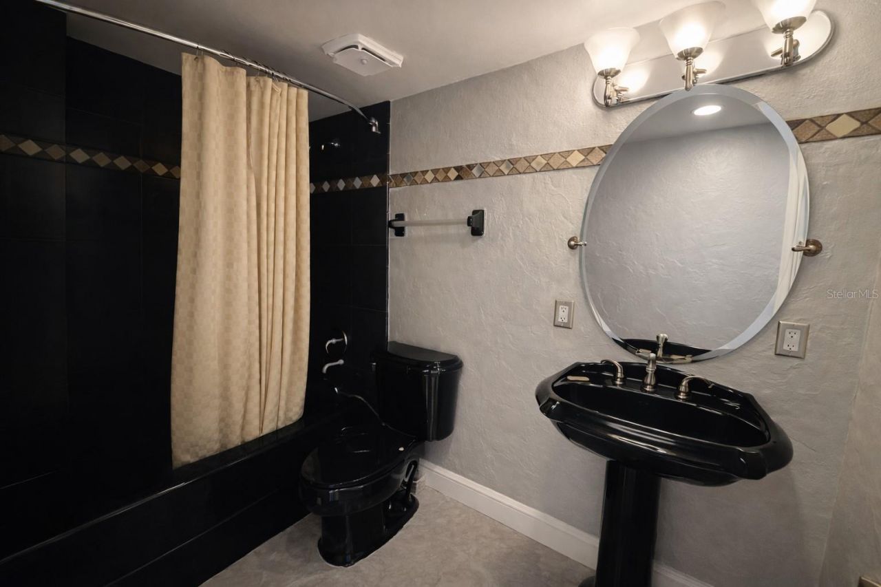 530 E Central Boulevard, Unit 1602, Orlando, FL 32801 Photo
