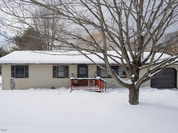 11789 Mills Road, Garrettsville, OH 44231