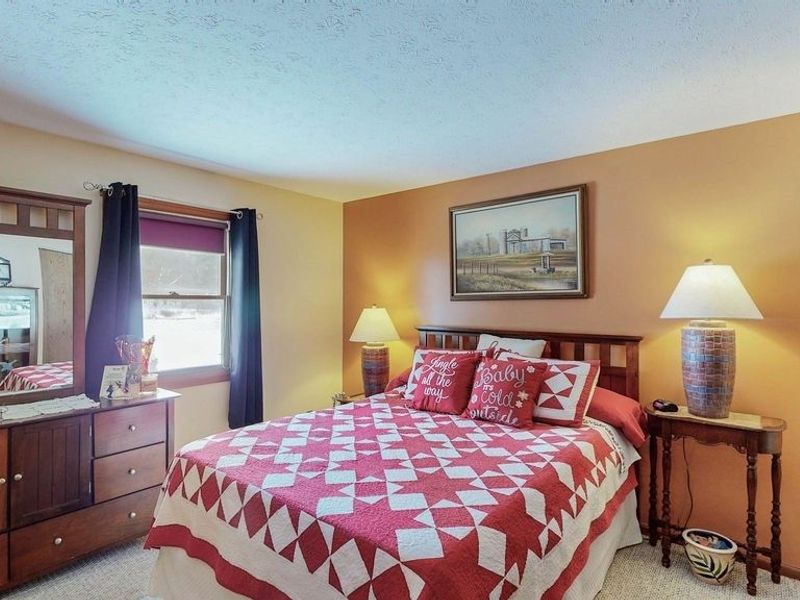 11789 Mills Road, Garrettsville, OH 44231 Photo 13