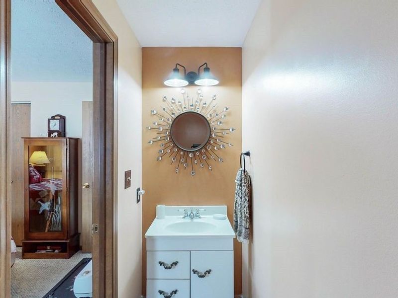 11789 Mills Road, Garrettsville, OH 44231 Photo 17