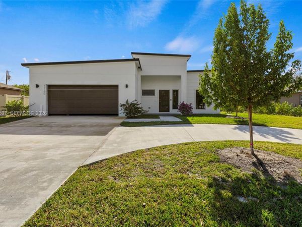 1230 SW Becker Rd, Port St. Lucie, FL 34953