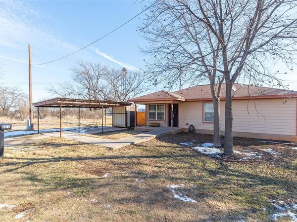 641 Brown Avenue, Tuscola, TX 79562