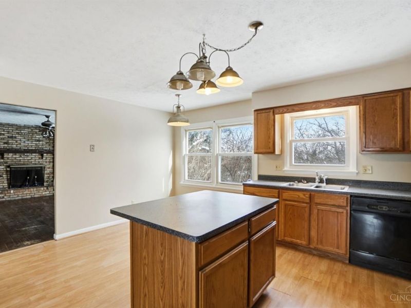 12020 Elkridge, Springdale, OH 45240 Photo 10