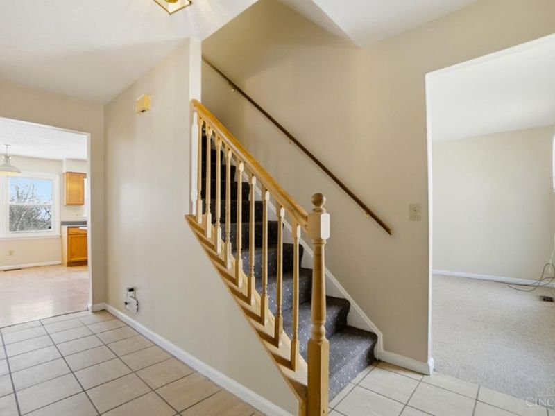 12020 Elkridge, Springdale, OH 45240 Photo 5