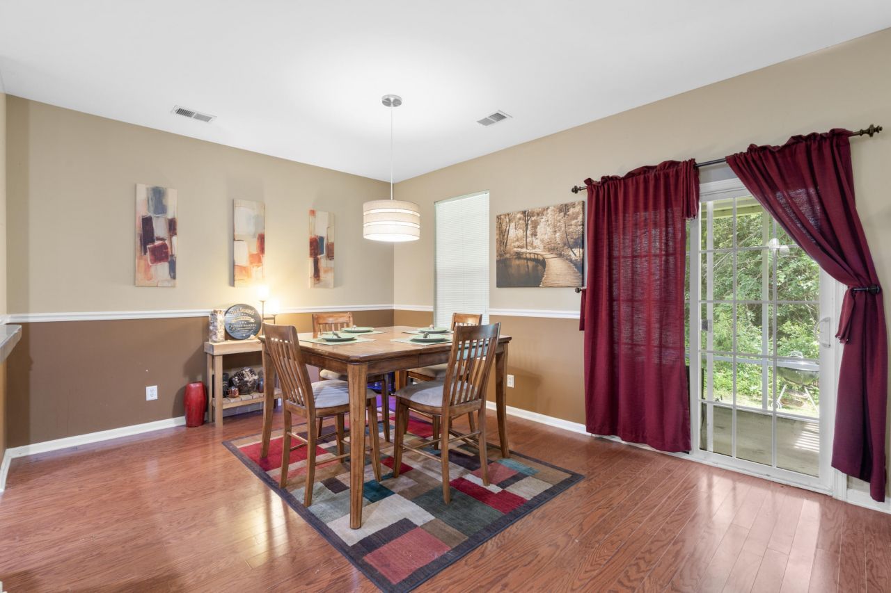 107 Rawlins Drive Photo 12