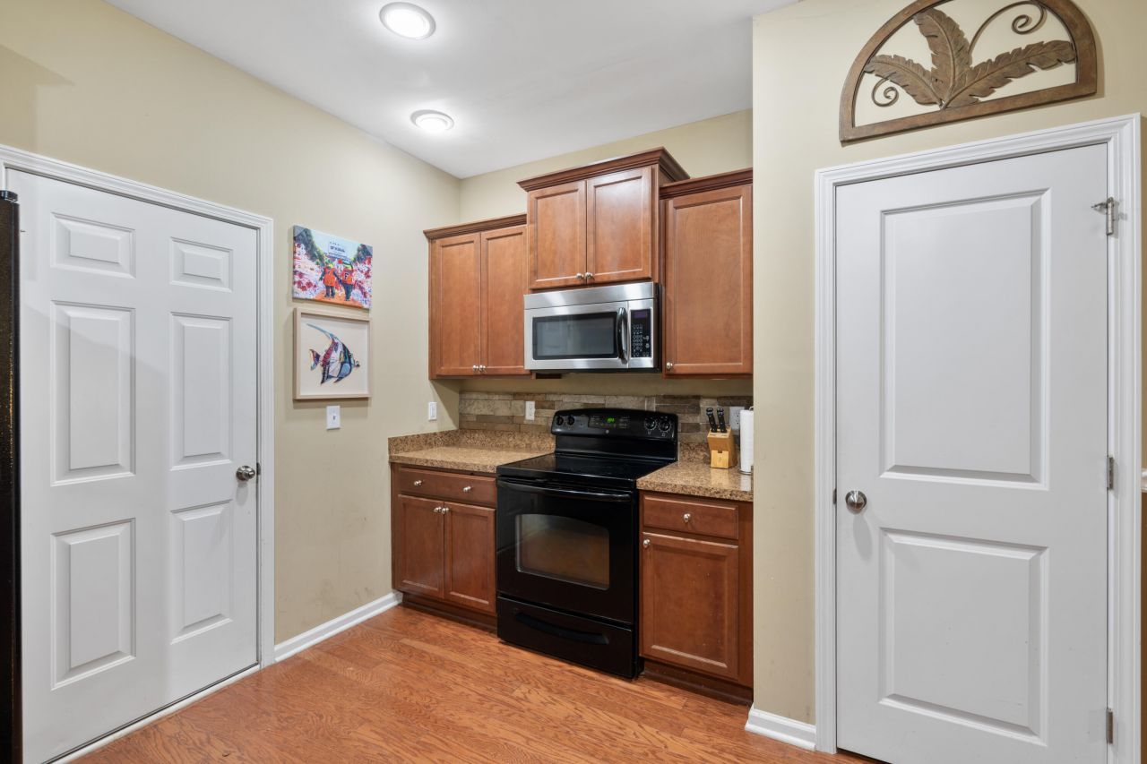 107 Rawlins Drive Photo 15