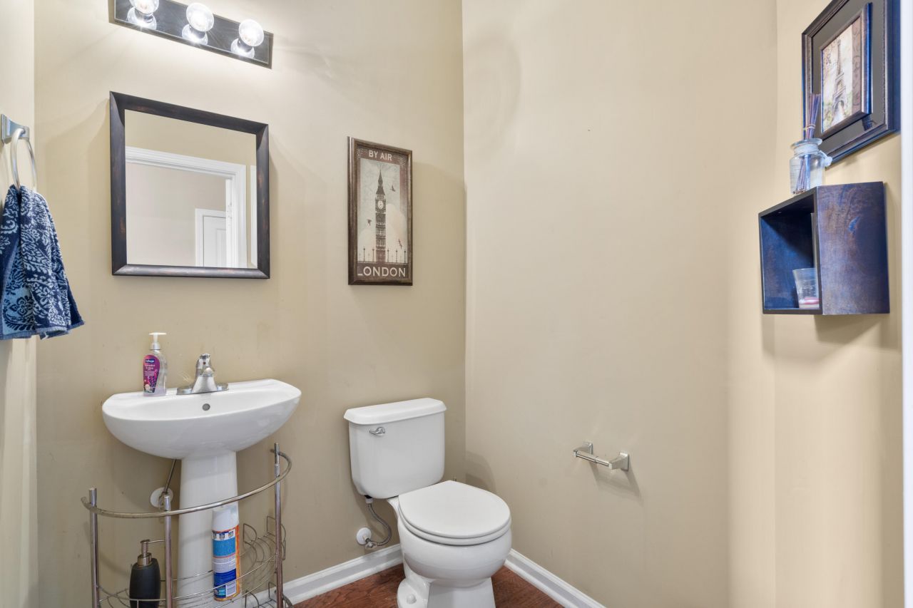 107 Rawlins Drive Photo 16