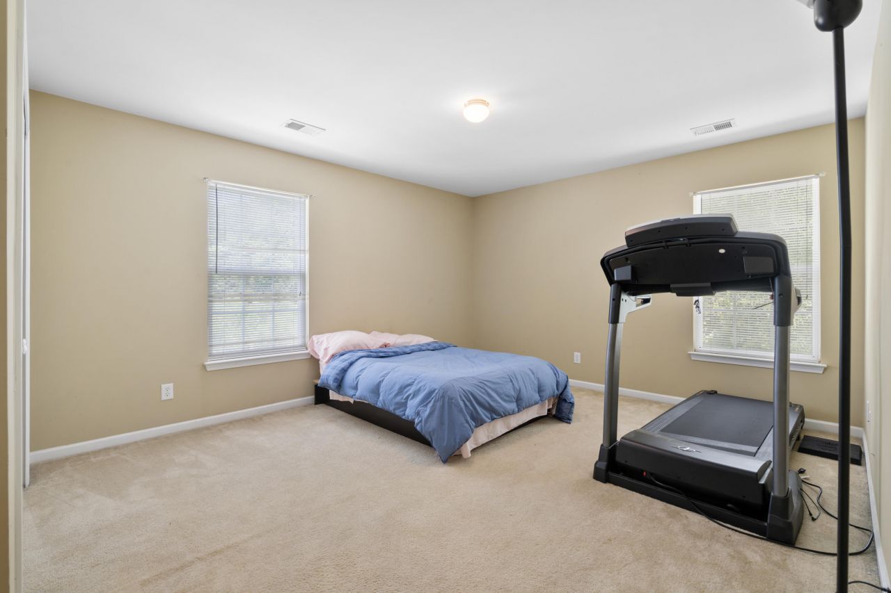 107 Rawlins Drive Photo 21