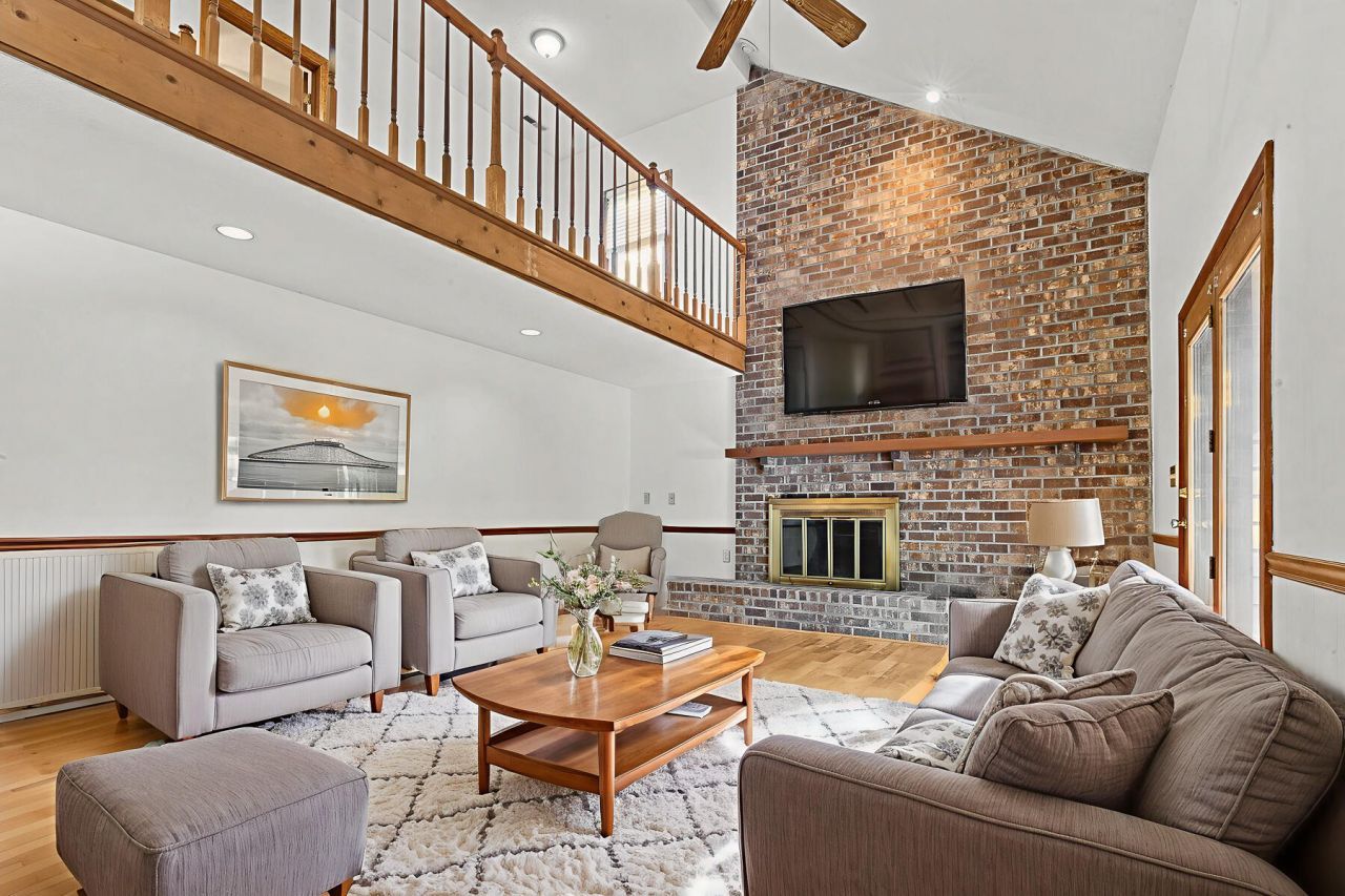 713 Lake Frances Drive Photo 11