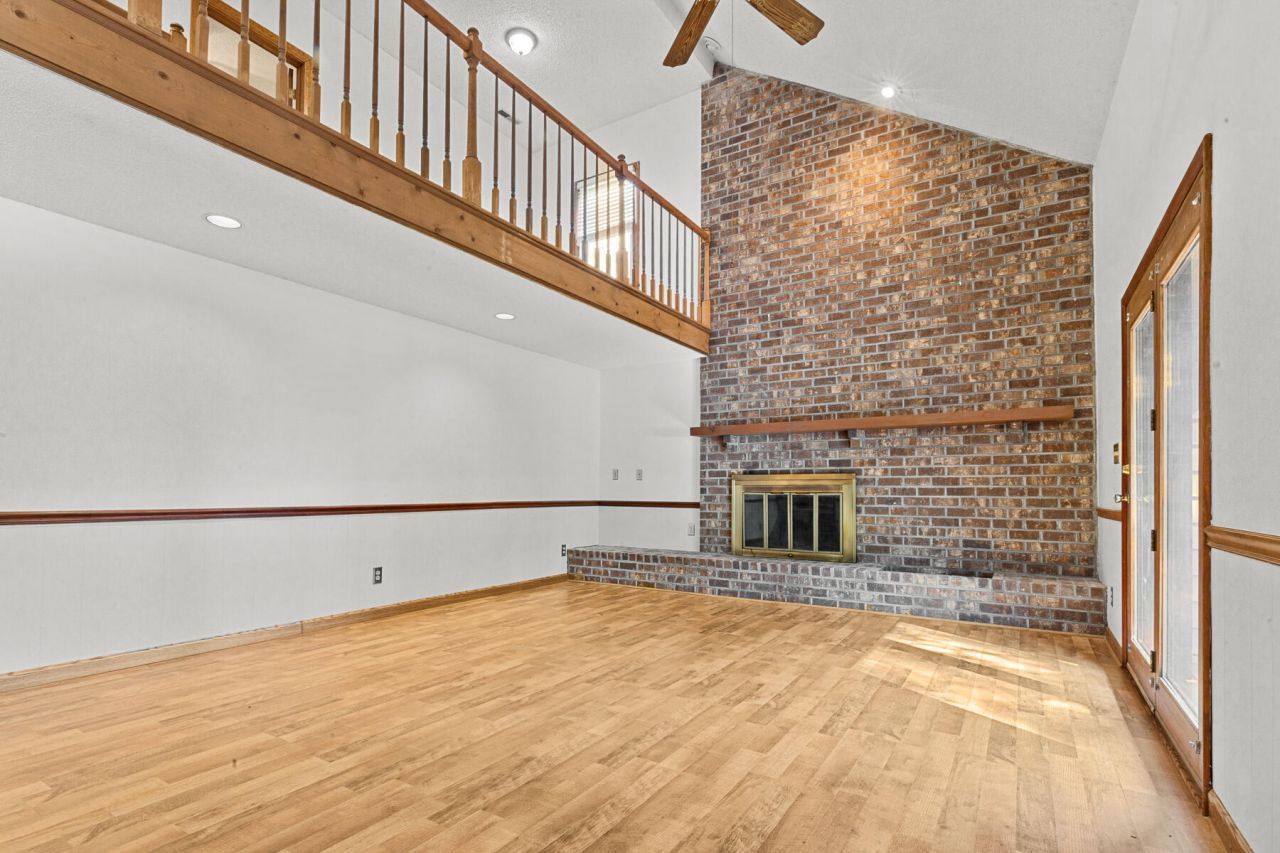 713 Lake Frances Drive Photo 12