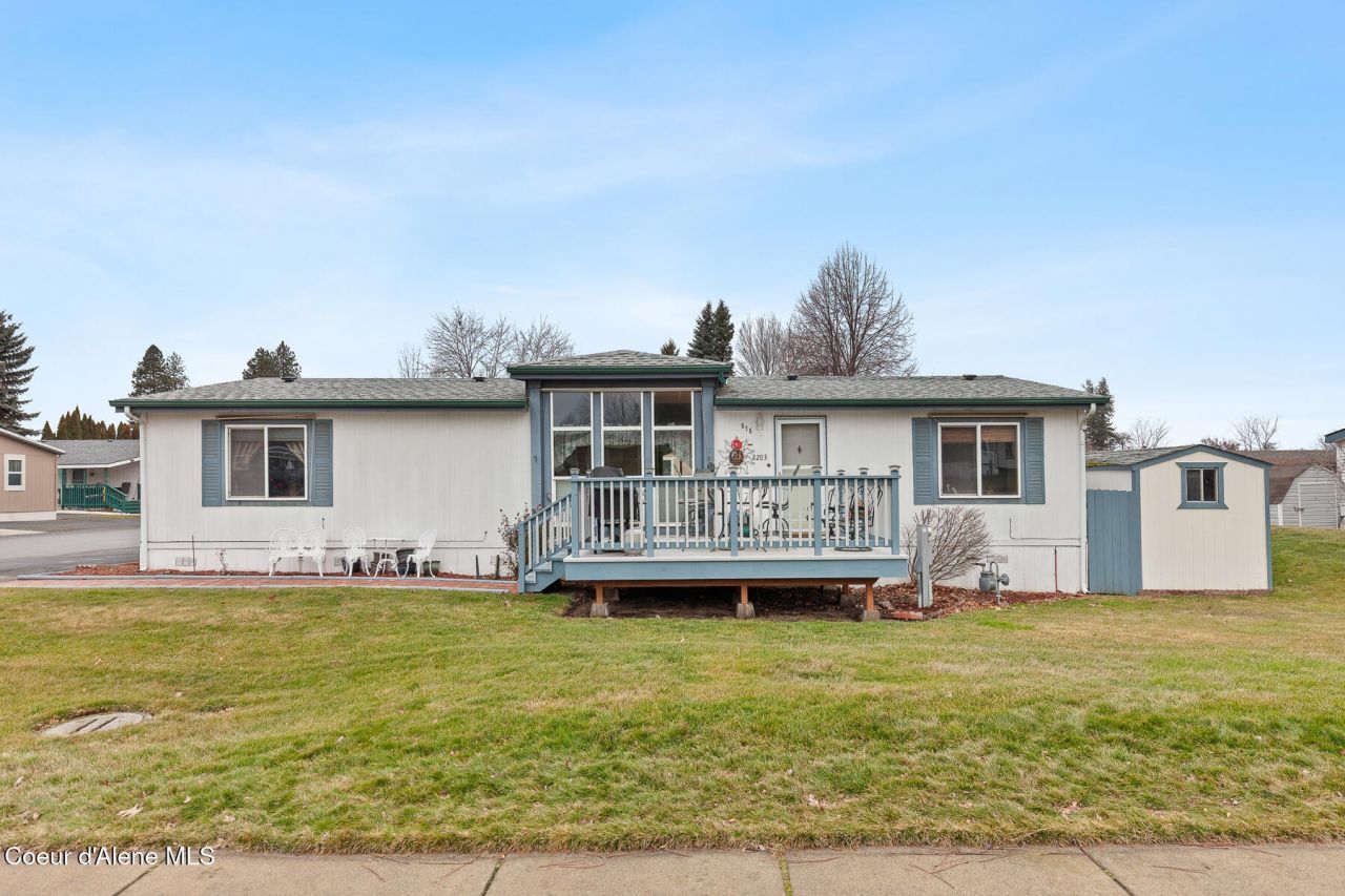 2203 W Jester Way, Post Falls, ID 83854 Main Photo