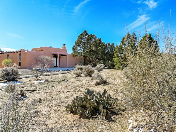 1 Zia Trail, Corrales, NM 87048