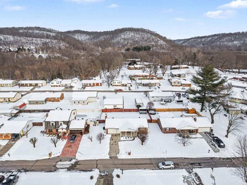 1910 Campbell Drive, Aberdeen, OH 45101 Photo 17