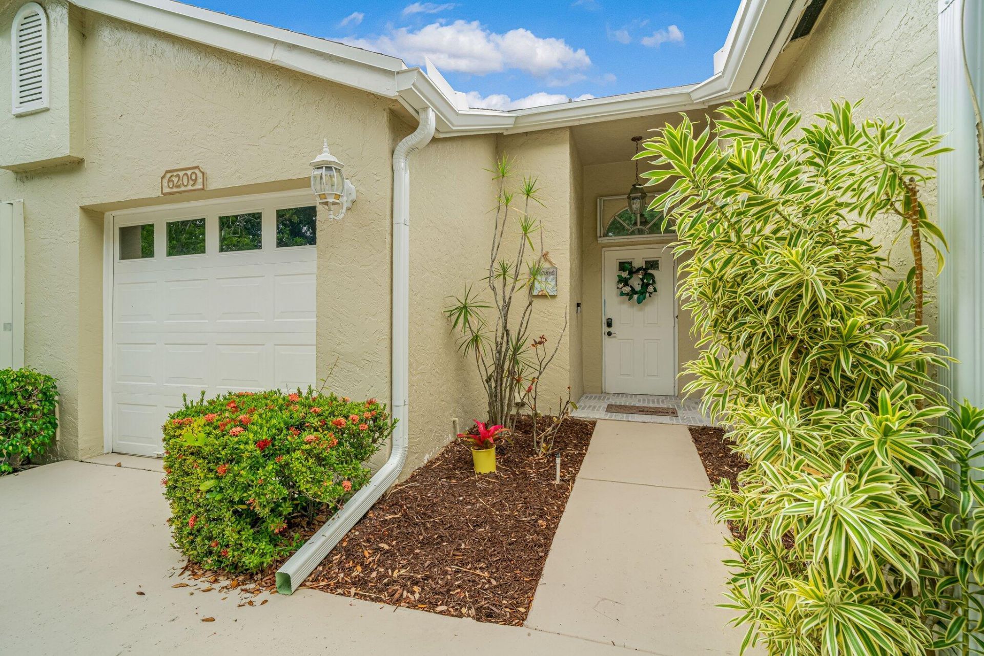 6209 Pond Tree Court, Greenacres, FL 33463 Main Photo