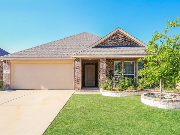 574 Kara Drive, Fate, TX 75087