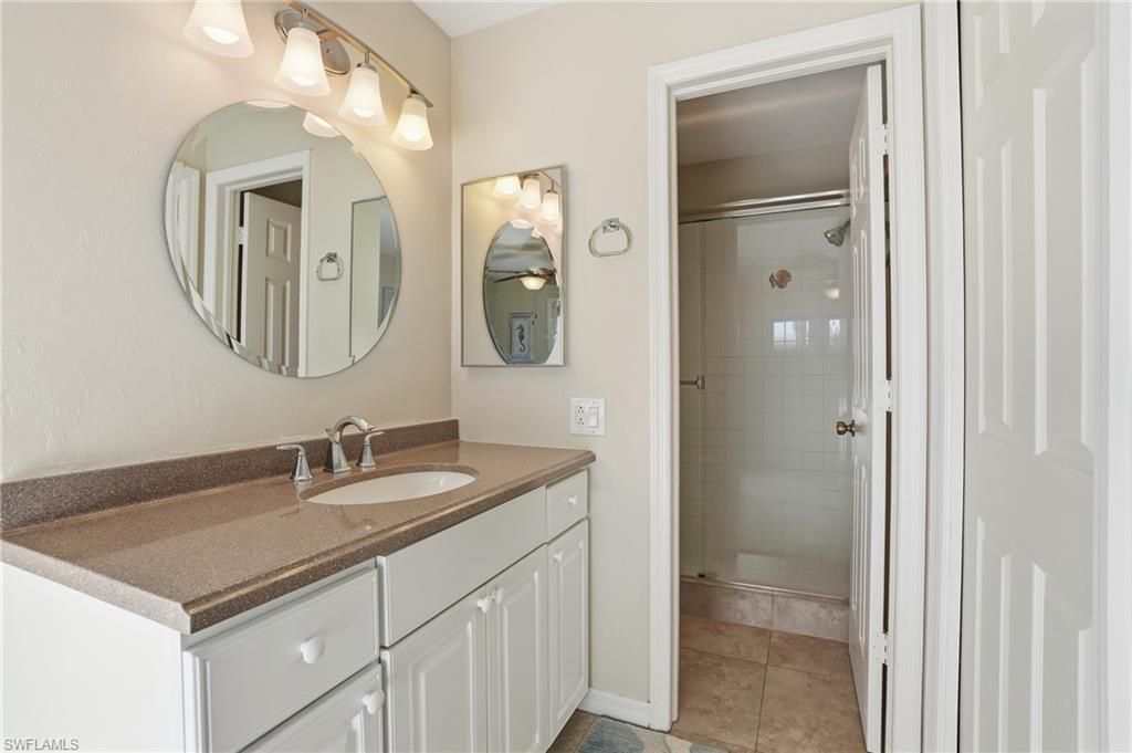 1175 Mainsail Dr, Unit 715, Naples, FL 34114 Photo