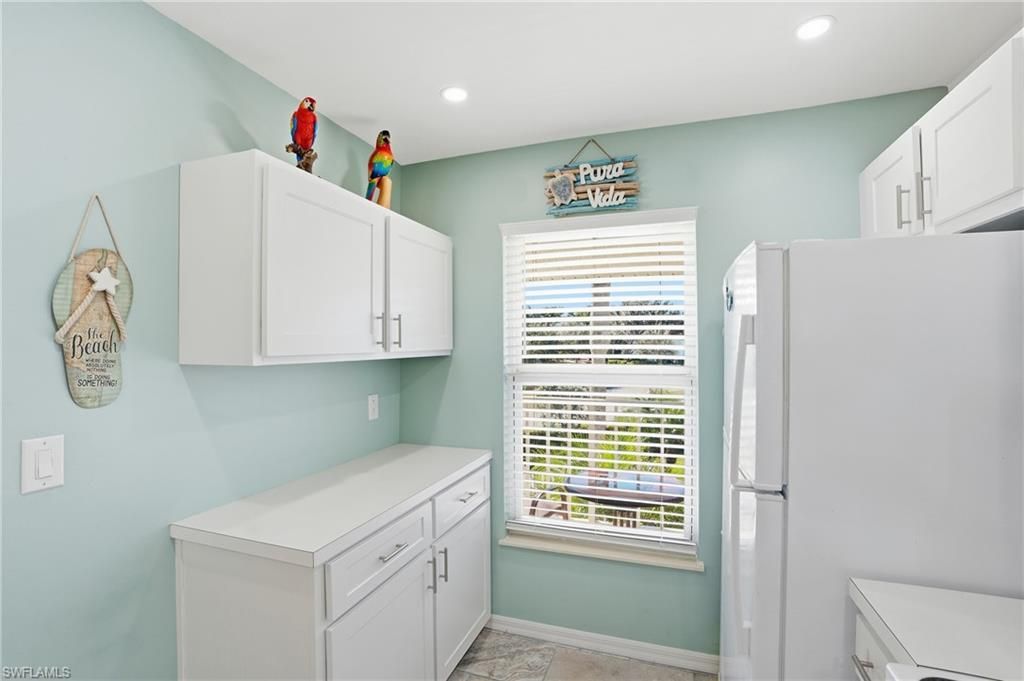 1175 Mainsail Dr, Unit 715, Naples, FL 34114 Photo