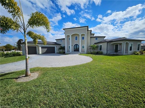 4014 Jacaranda PKWY W, CAPE CORAL, FL 33993