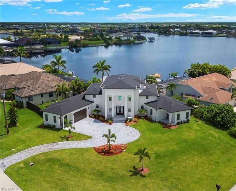 4014 Jacaranda Pkwy W, Cape Coral, FL 33993 Photo