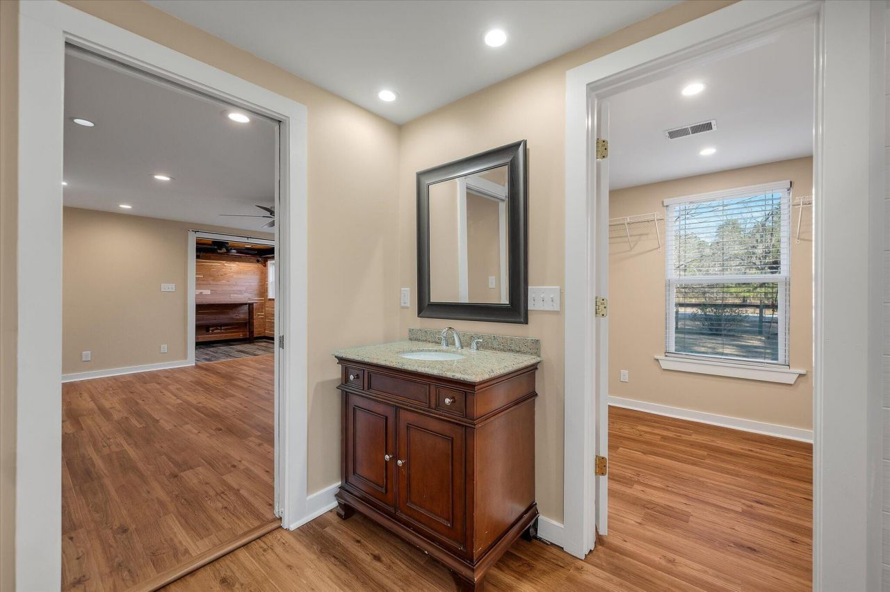 7967 Highway 162 Photo 22