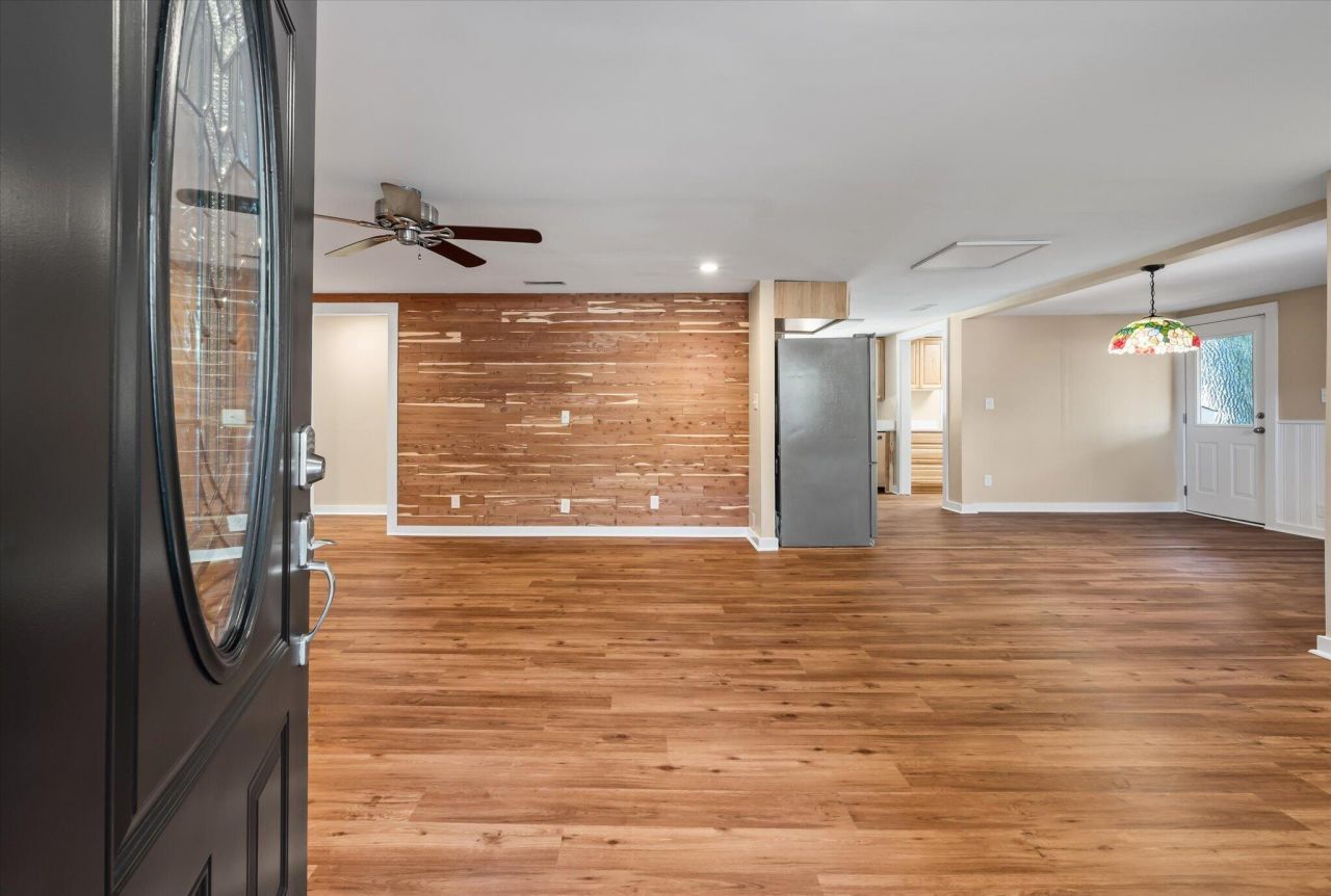 7967 Highway 162 Photo 6