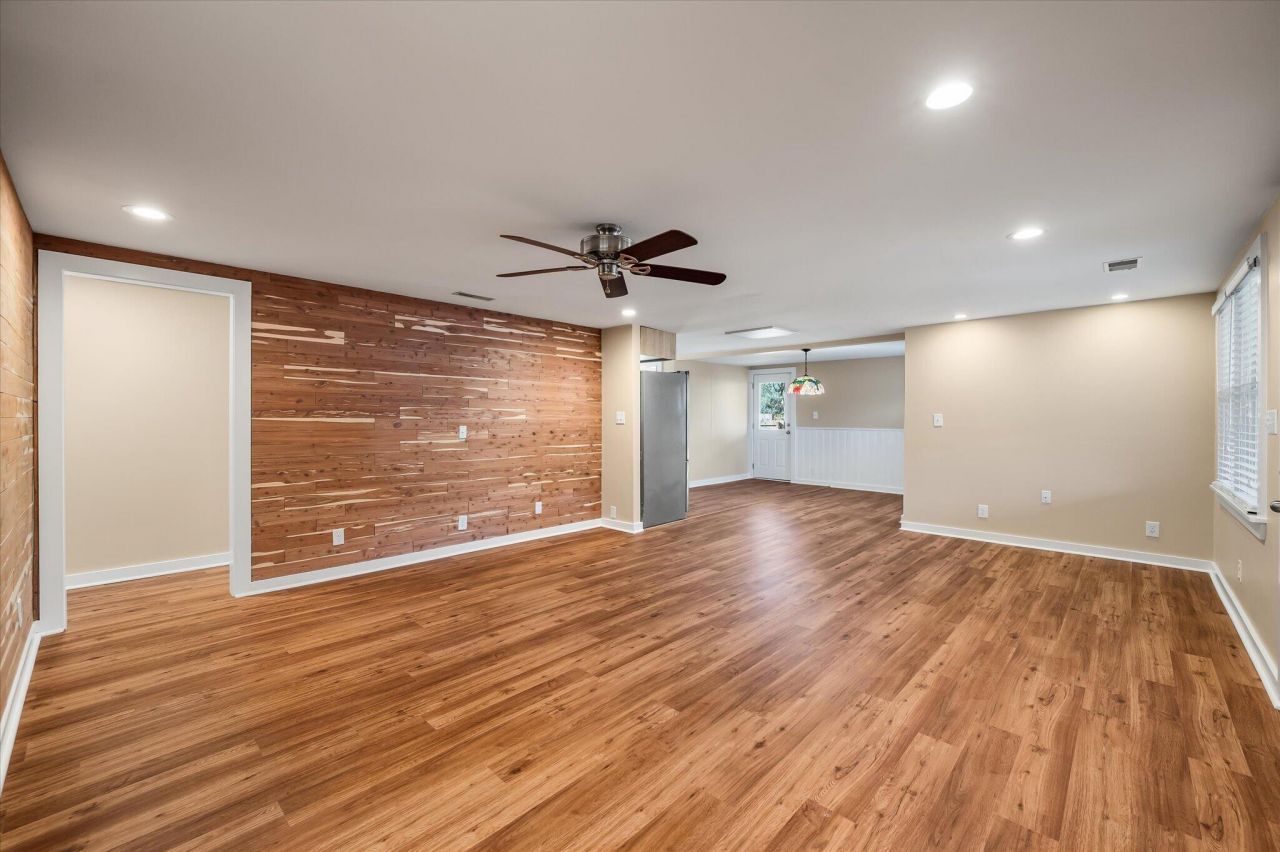 7967 Highway 162 Photo 8