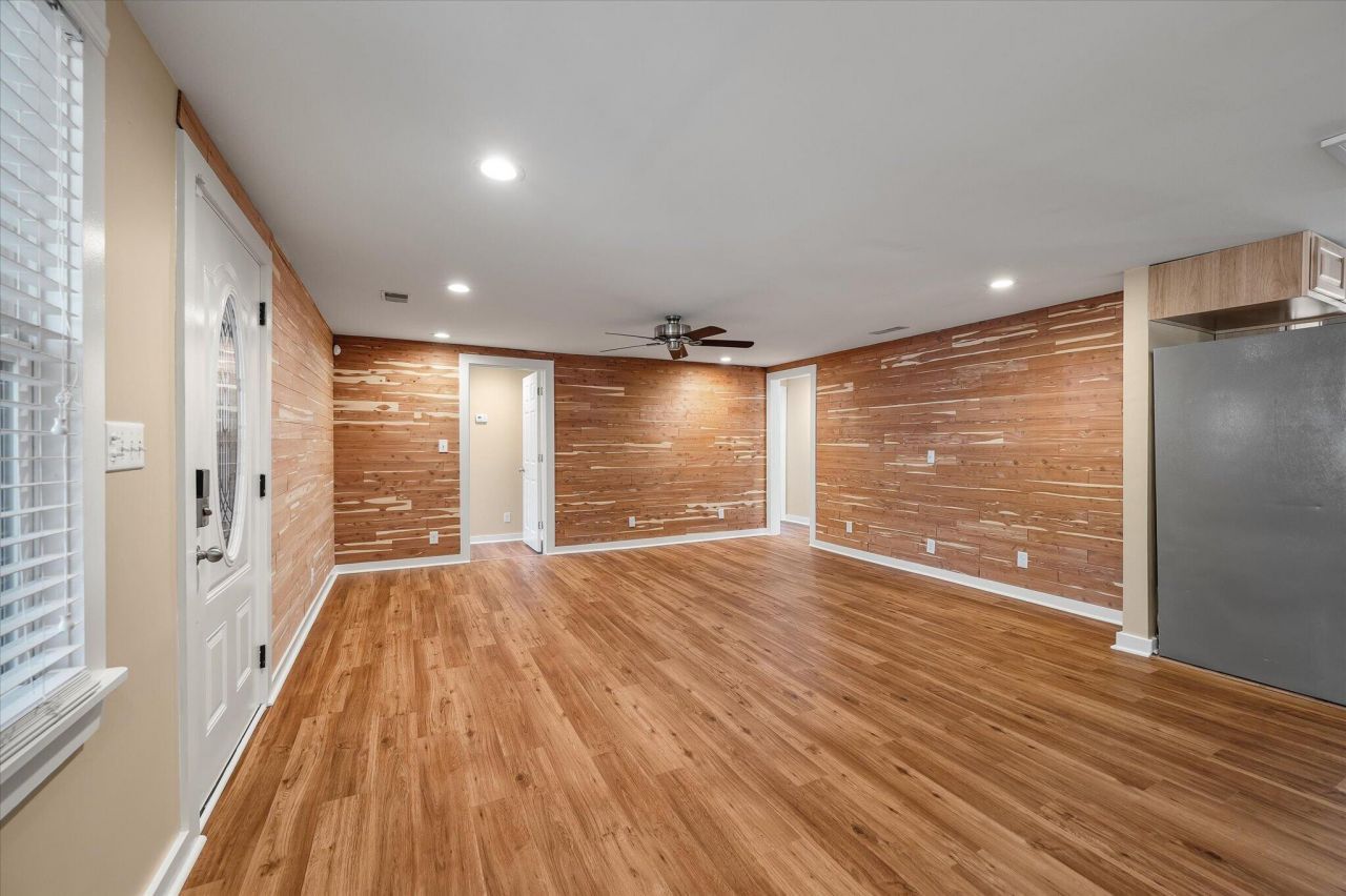 7967 Highway 162 Photo 9