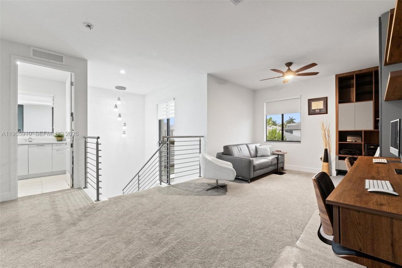 8086 NW 47th Ter, Doral, FL 33166 Photo