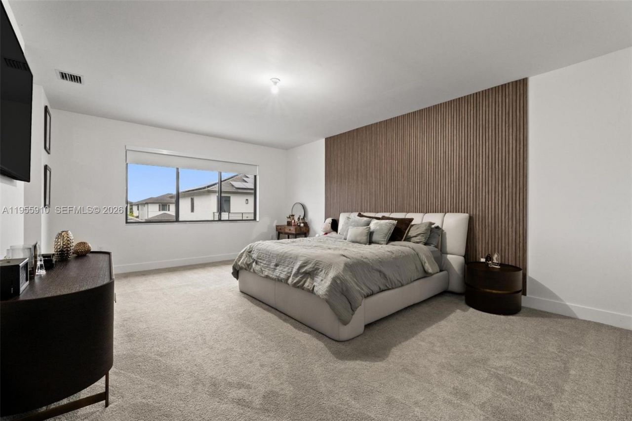 8086 NW 47th Ter, Doral, FL 33166 Photo