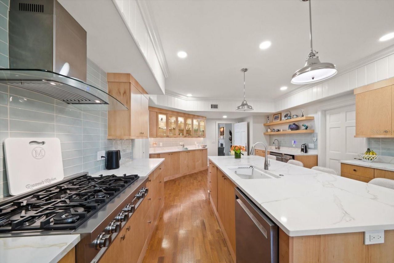 430 St Andrews Drive, Belleair, FL 33756 Photo