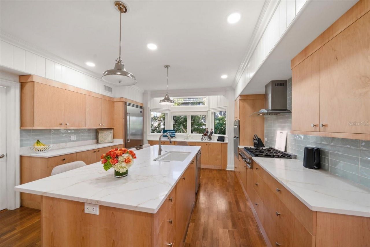 430 St Andrews Drive, Belleair, FL 33756 Photo