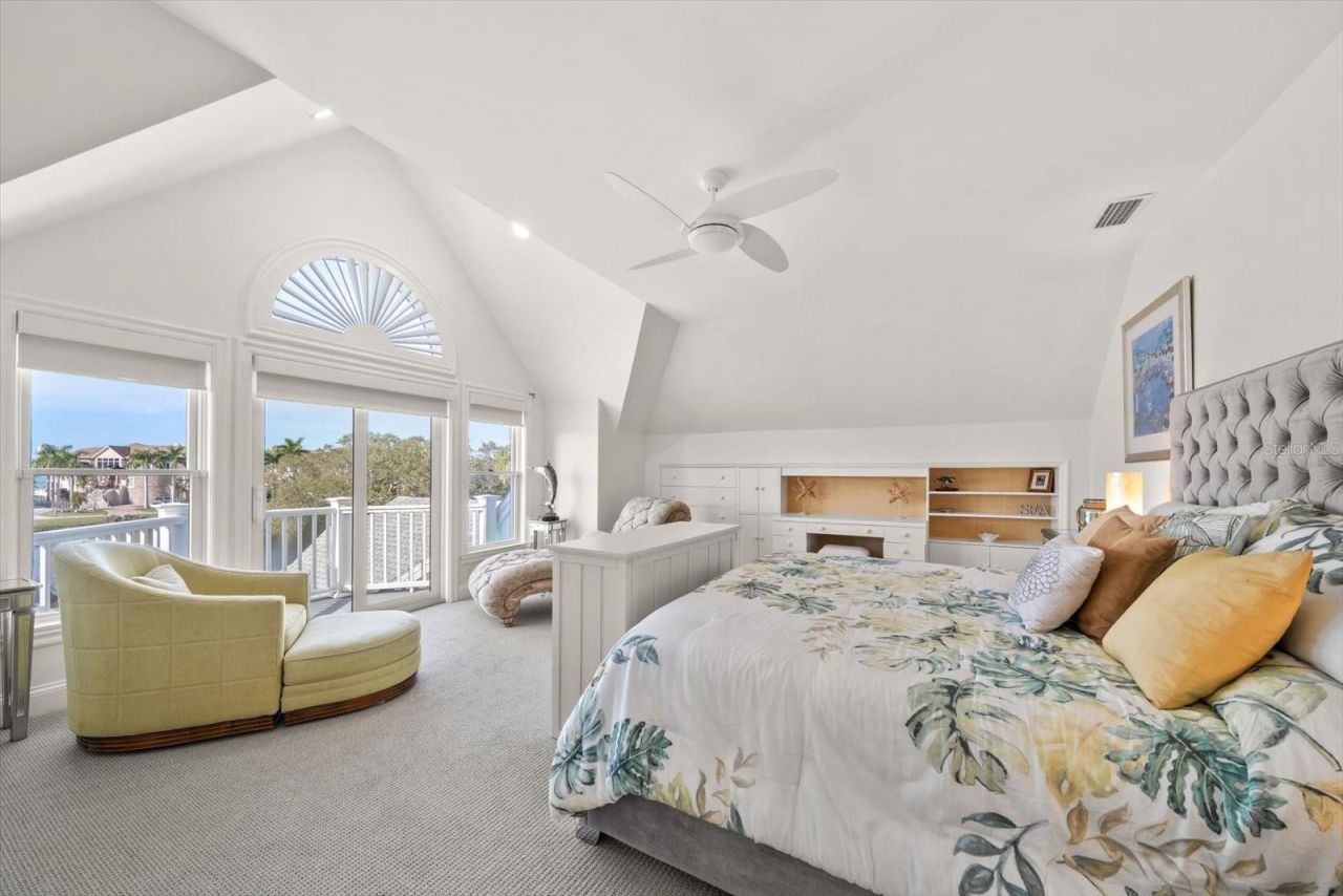 430 St Andrews Drive, Belleair, FL 33756 Photo