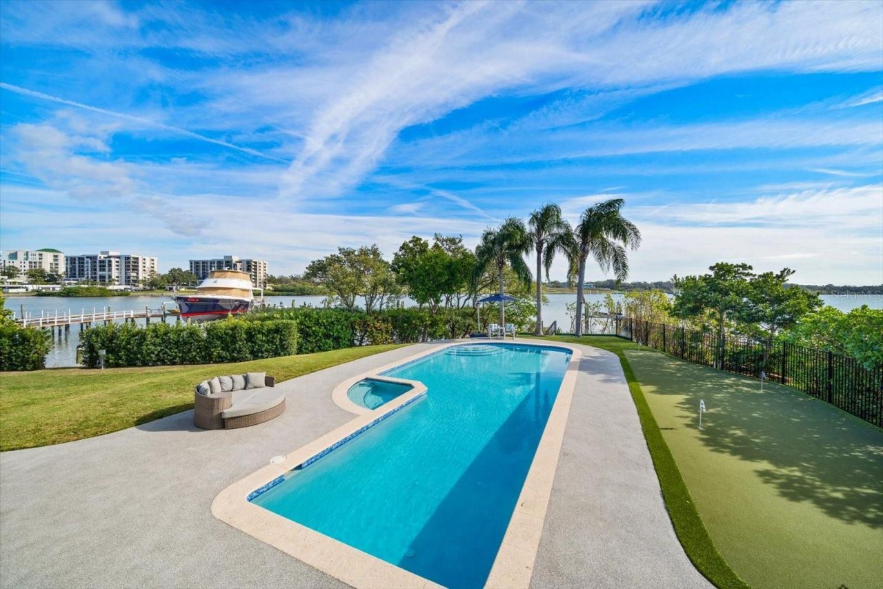 430 St Andrews Drive, Belleair, FL 33756 Photo