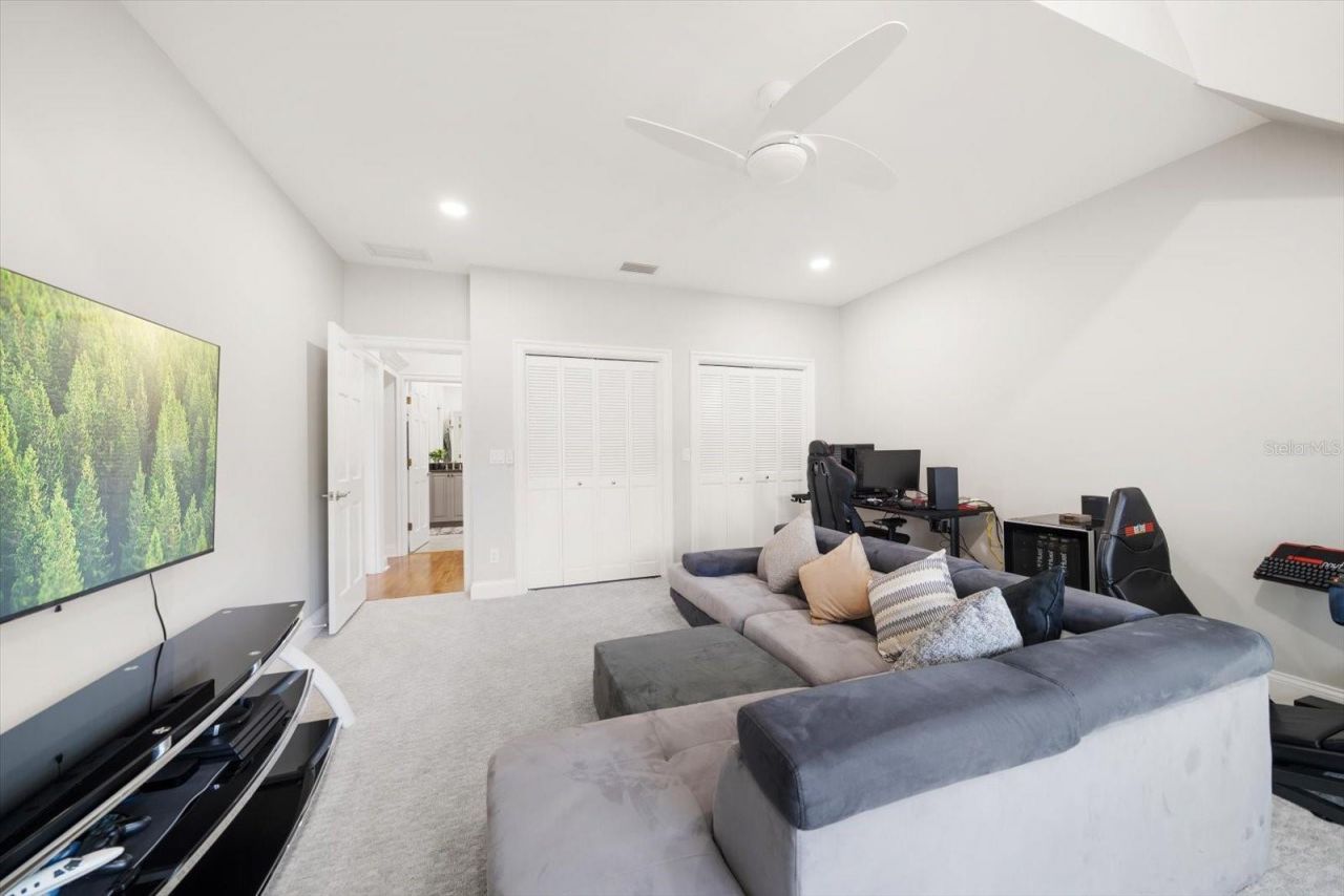 430 St Andrews Drive, Belleair, FL 33756 Photo