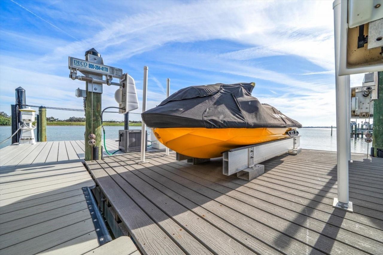 430 St Andrews Drive, Belleair, FL 33756 Photo