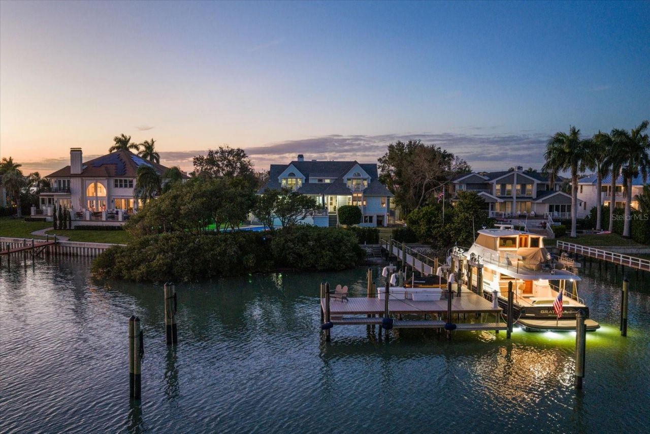 430 St Andrews Drive, Belleair, FL 33756 Photo