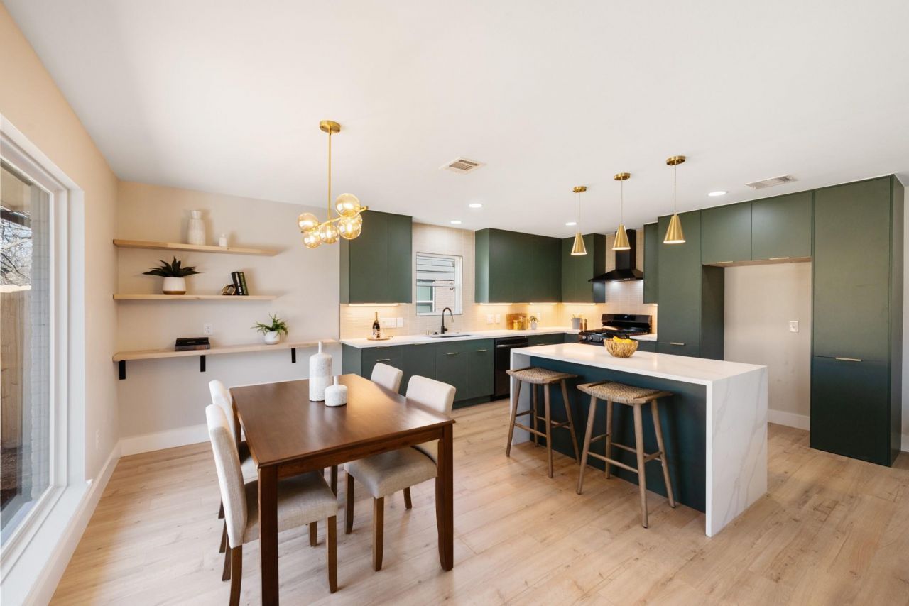 4900 Russet Hill Dr, Austin, TX 78723 Main Photo