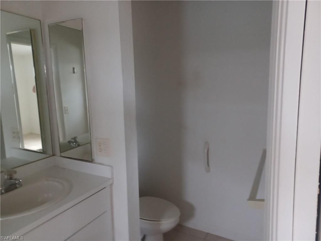 3020 SE Santa Barbara Pl, Cape Coral, FL 33904 Photo