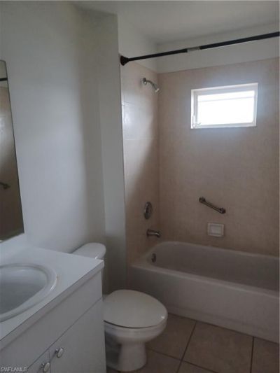 3020 SE Santa Barbara Pl, Cape Coral, FL 33904 Photo