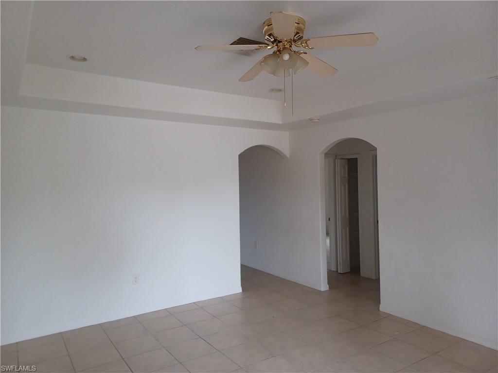 3020 SE Santa Barbara Pl, Cape Coral, FL 33904 Photo