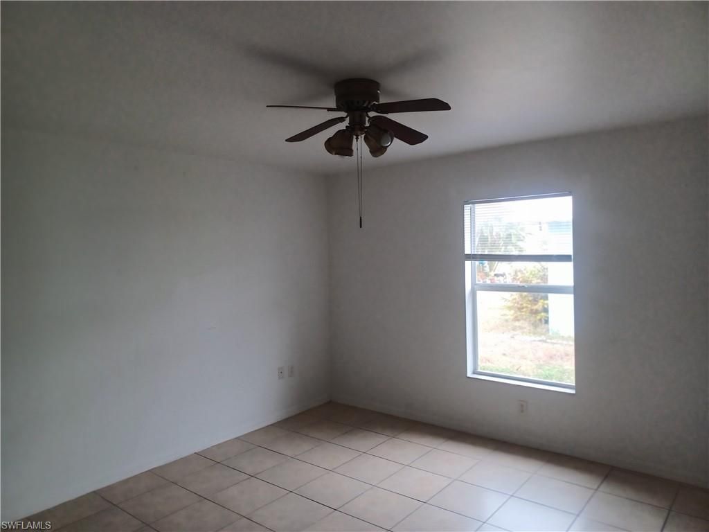 3020 SE Santa Barbara Pl, Cape Coral, FL 33904 Photo