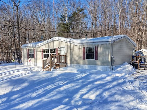 38 Hume Lane, Gardiner, ME 04345
