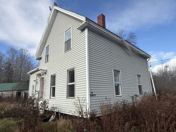 20 Main Street, Sangerville, ME 04479