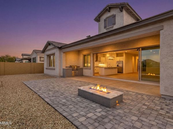 5924 E REDMONT Drive, Mesa, AZ 85215