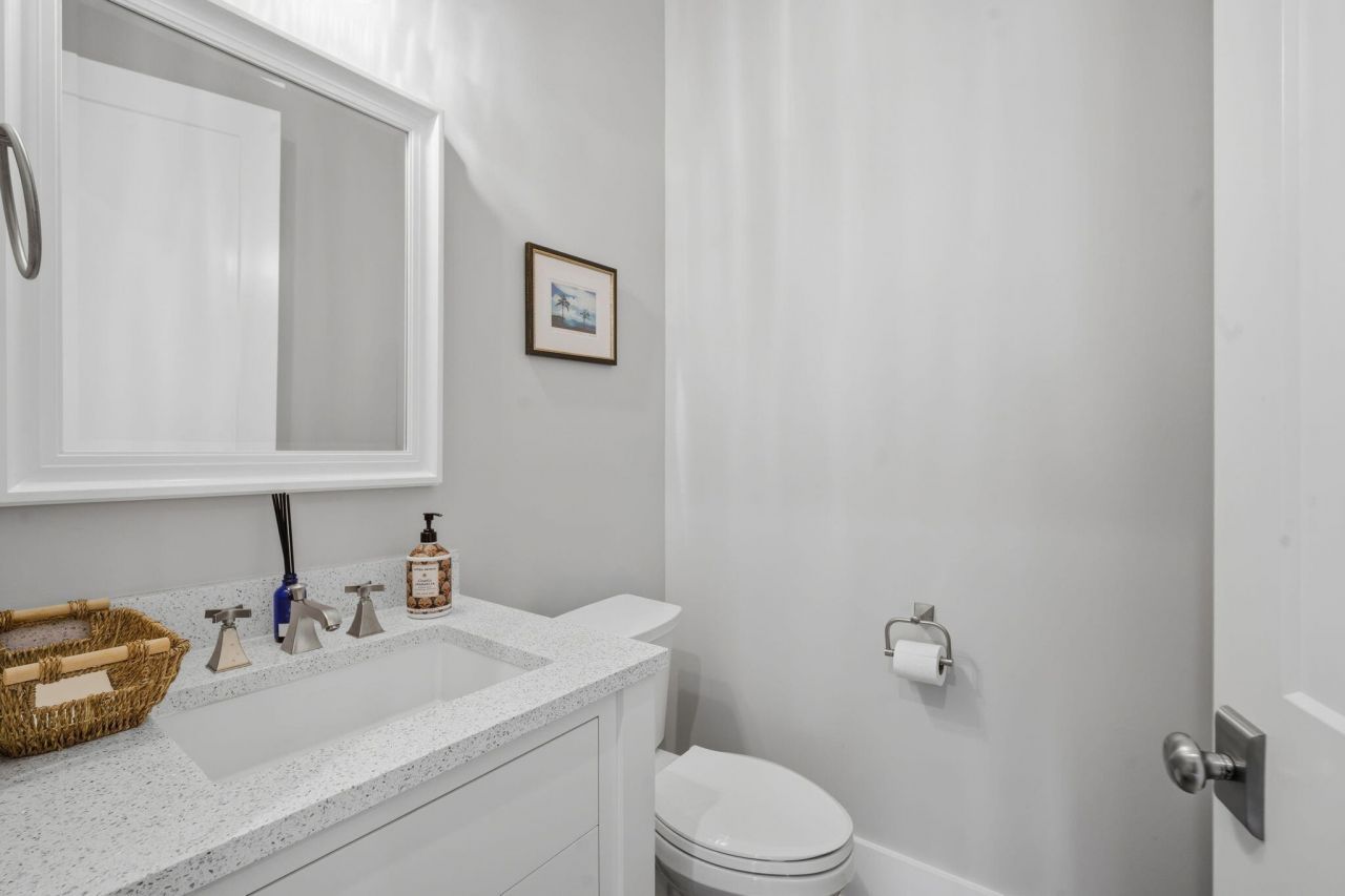 11 N Point Trail Photo 36