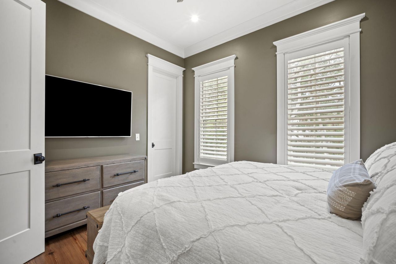 11 N Point Trail Photo 63