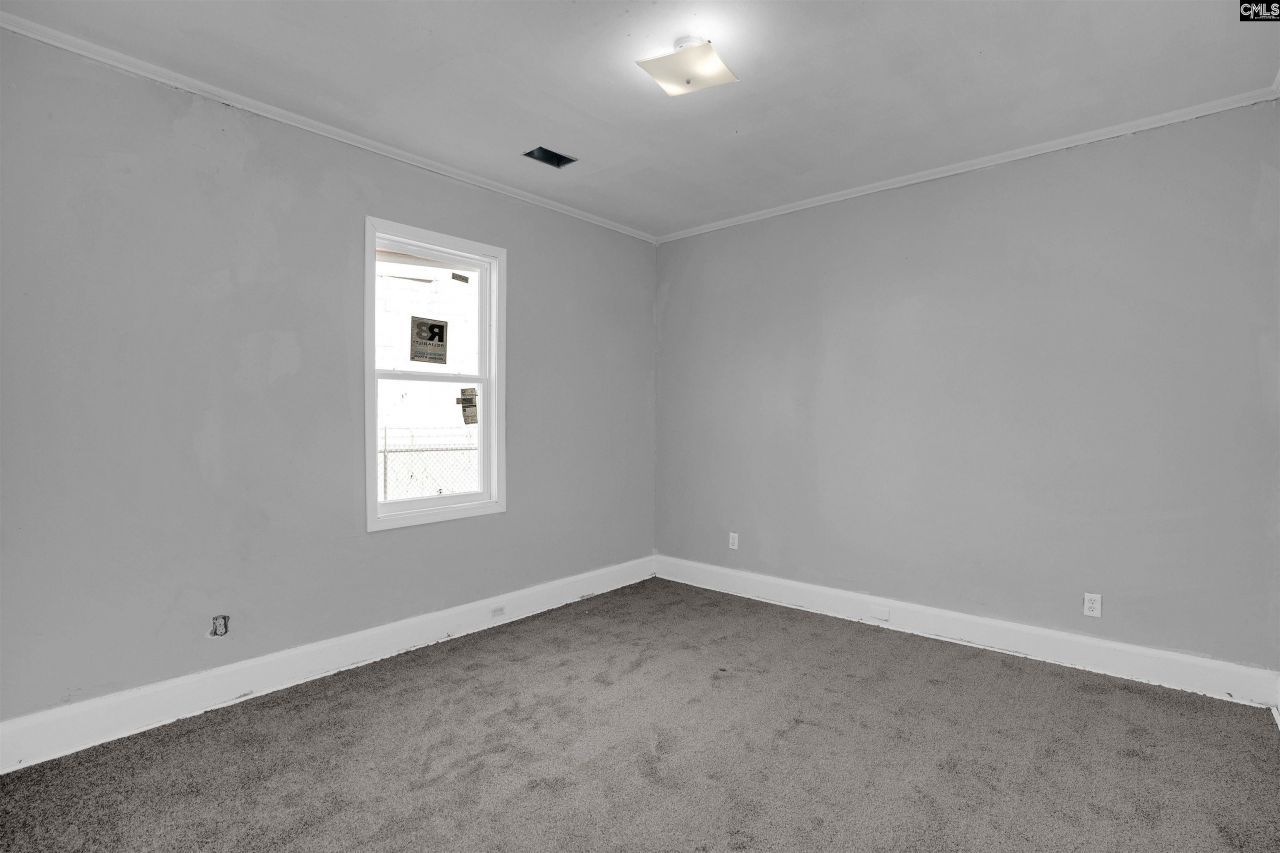 2714 Brady Street Photo 16